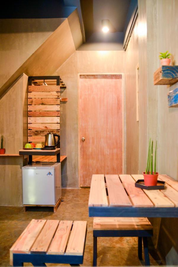 Reddoorz Plus @ Taft North Mandurriao Iloilo City Exteriör bild