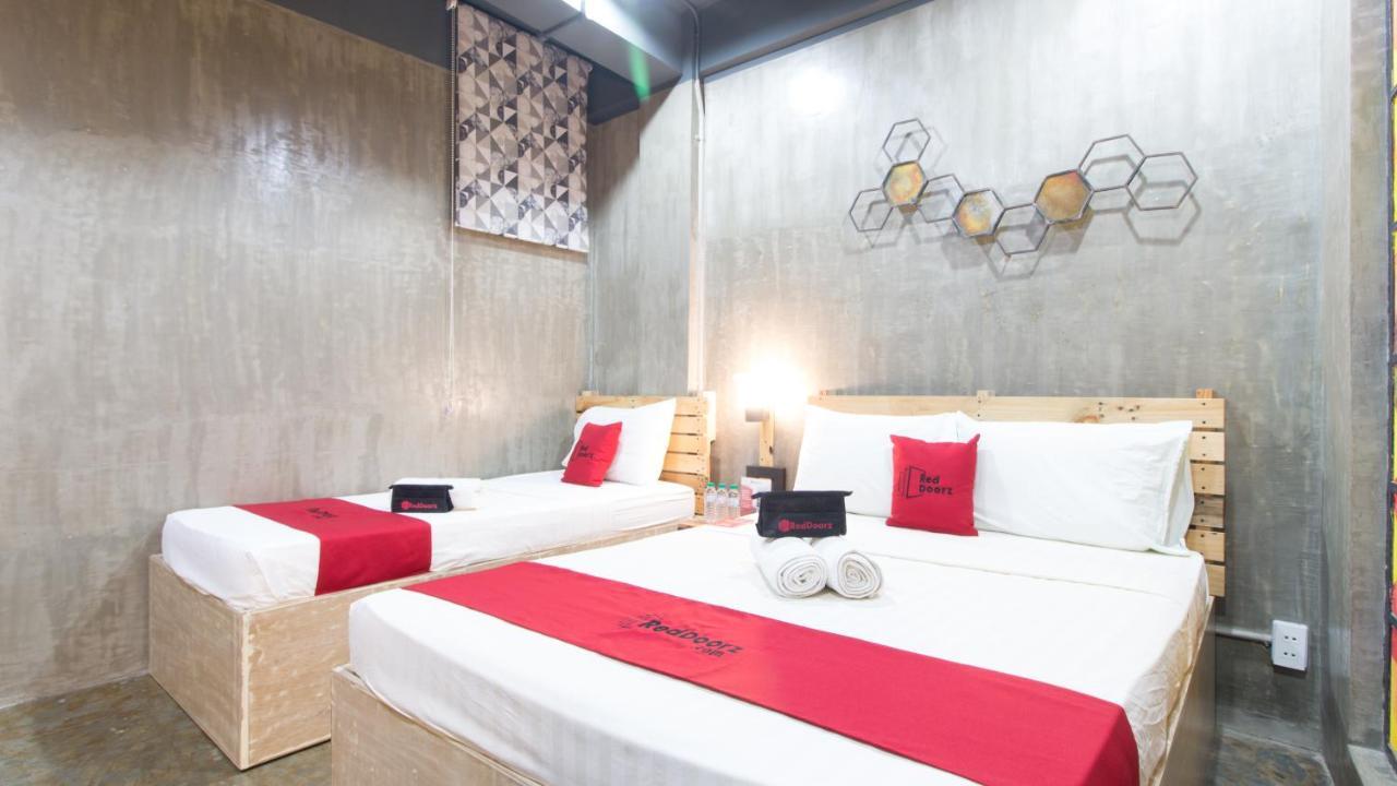 Reddoorz Plus @ Taft North Mandurriao Iloilo City Exteriör bild