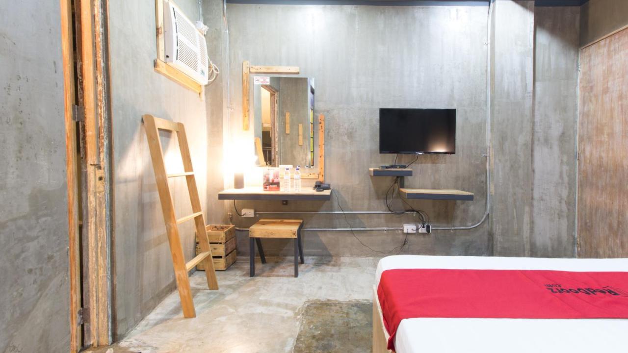 Reddoorz Plus @ Taft North Mandurriao Iloilo City Exteriör bild