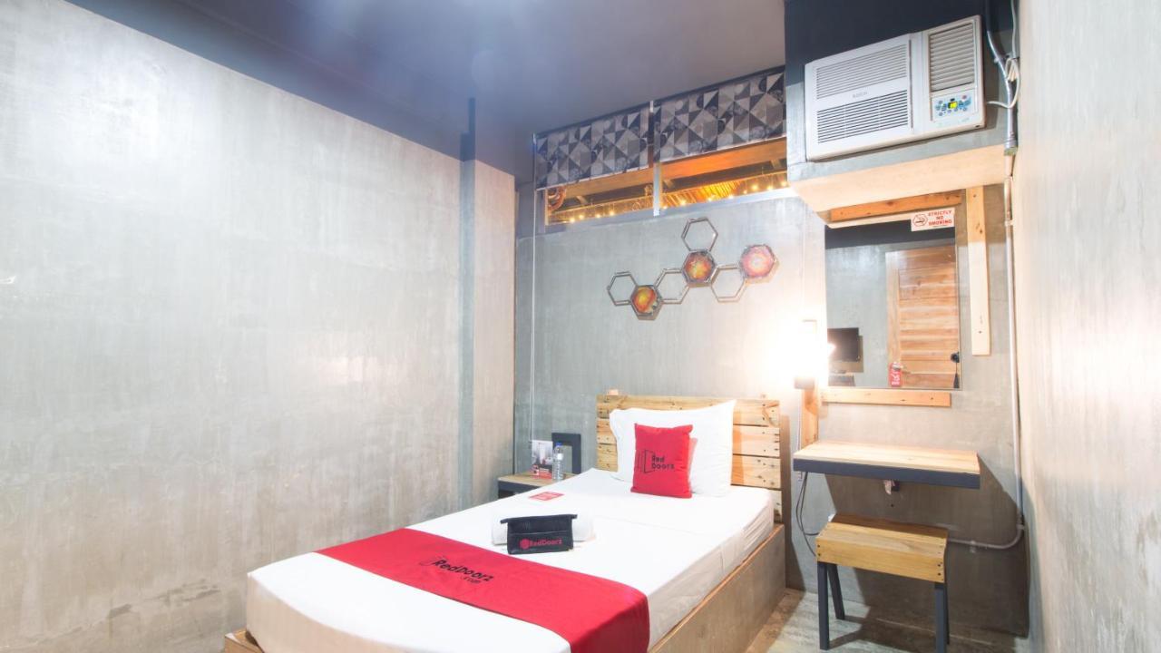 Reddoorz Plus @ Taft North Mandurriao Iloilo City Exteriör bild
