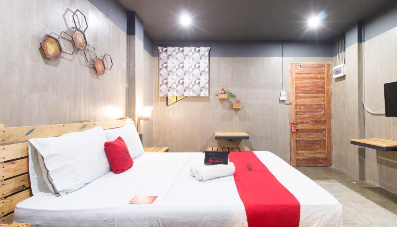 Reddoorz Plus @ Taft North Mandurriao Iloilo City Exteriör bild