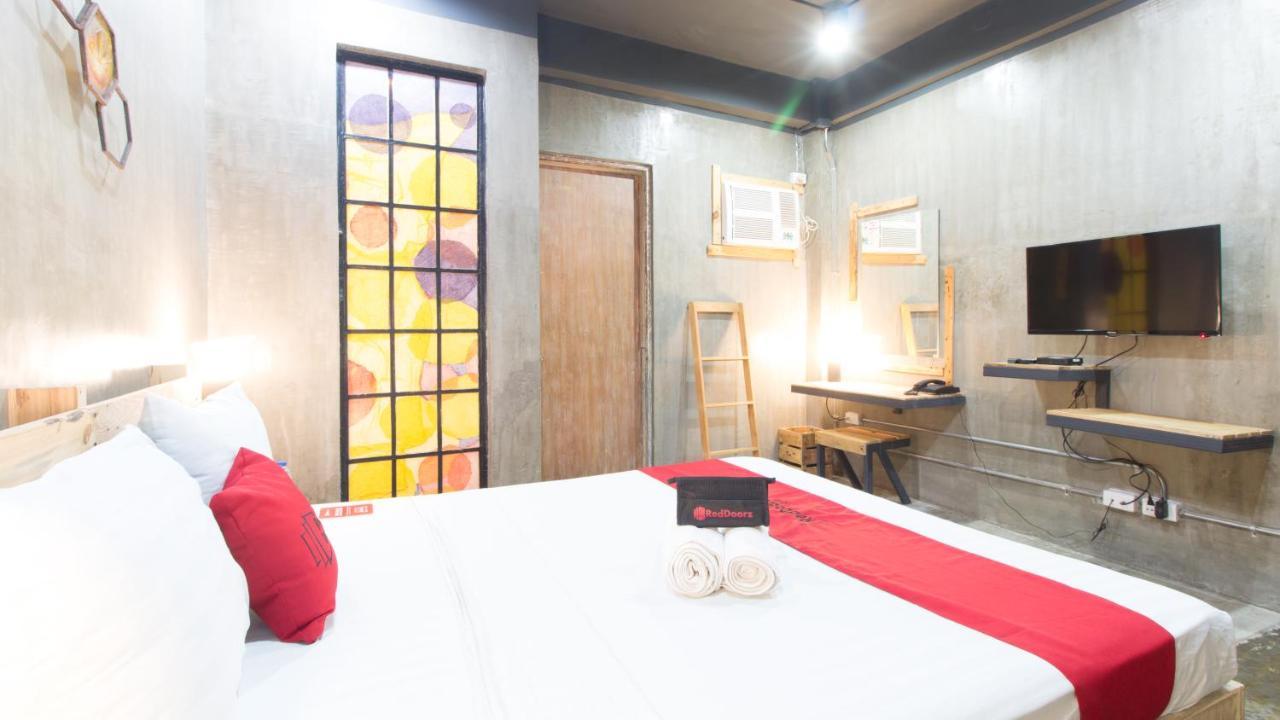 Reddoorz Plus @ Taft North Mandurriao Iloilo City Exteriör bild